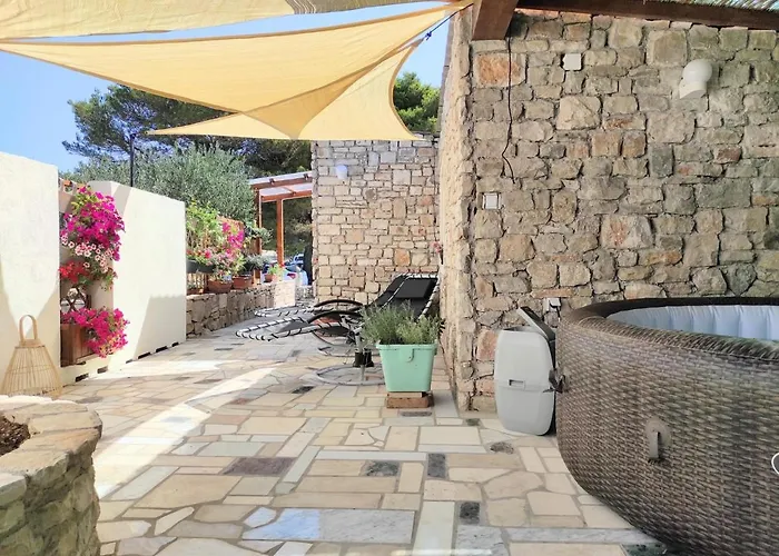 Holiday Home Zlopoje